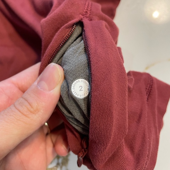 Lululemon Long Sleeve Shirt - Picture 3 of 7